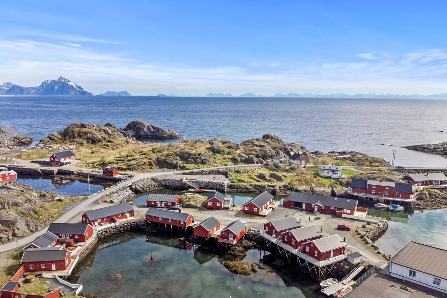 Authentic Lofoten Rorbu Стамсунд Екстериор снимка
