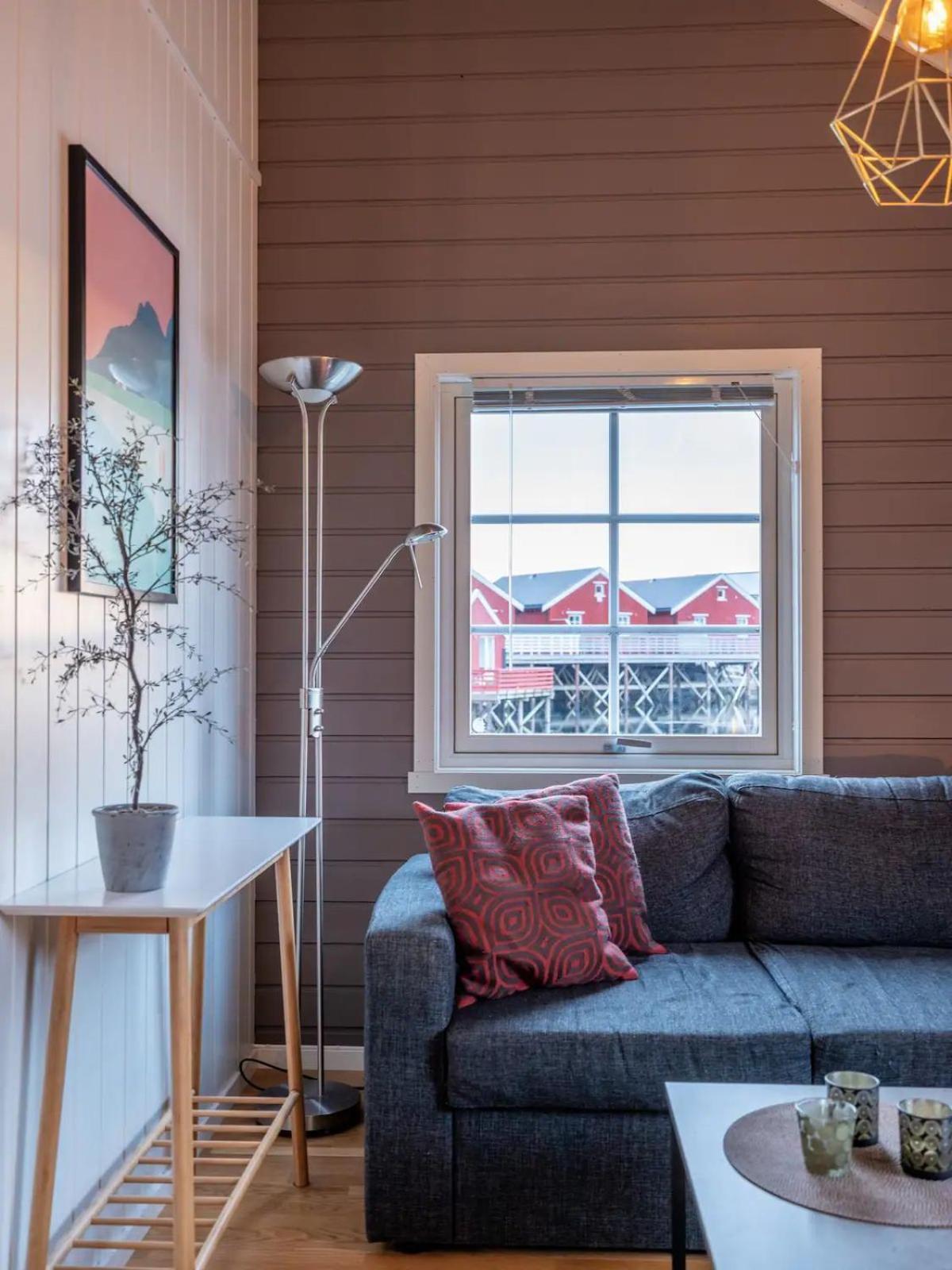 Authentic Lofoten Rorbu Стамсунд Екстериор снимка